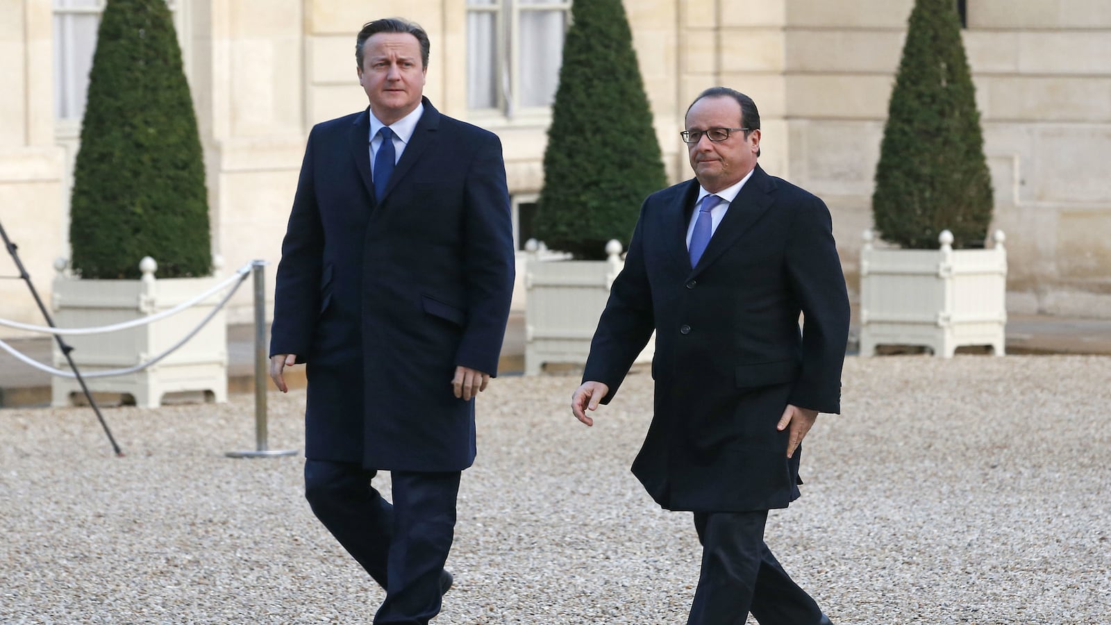 cheats/2015/11/23/british-pm-to-seek-approval-to-bomb-isis/151123-hollande-cameron-cheat_utryrl