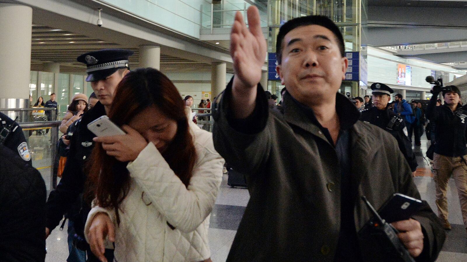 cheats/2014/03/09/stolen-passports-got-tix-same-time/140309-malaysia_-plane-cheat_fhllfp