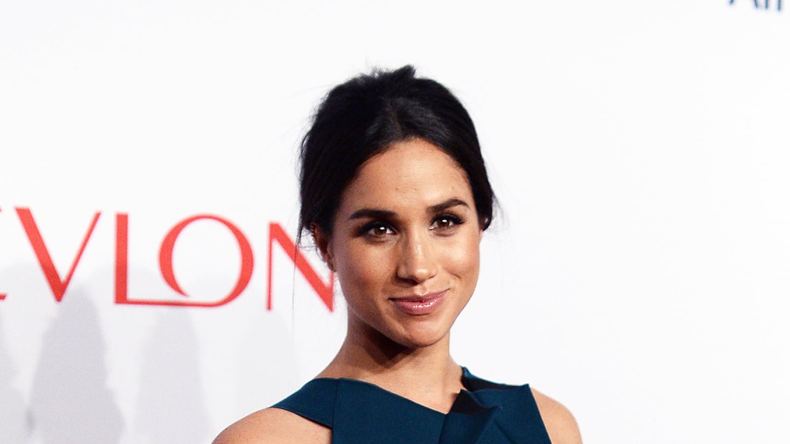 articles/2016/11/10/prince-harry-s-girlfriend-maghan-markle-takes-time-off-work-struggling-with-attention/161109-markle-prince-harry-sykes_k9s1vl