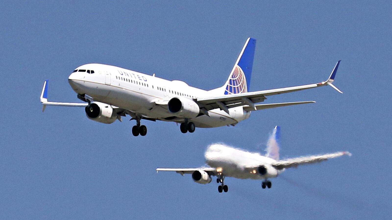 cheats/2017/04/27/united-raises-bumped-flyer-payment-limit-to-10k/170427-united-airlines-cheat_jvbzly