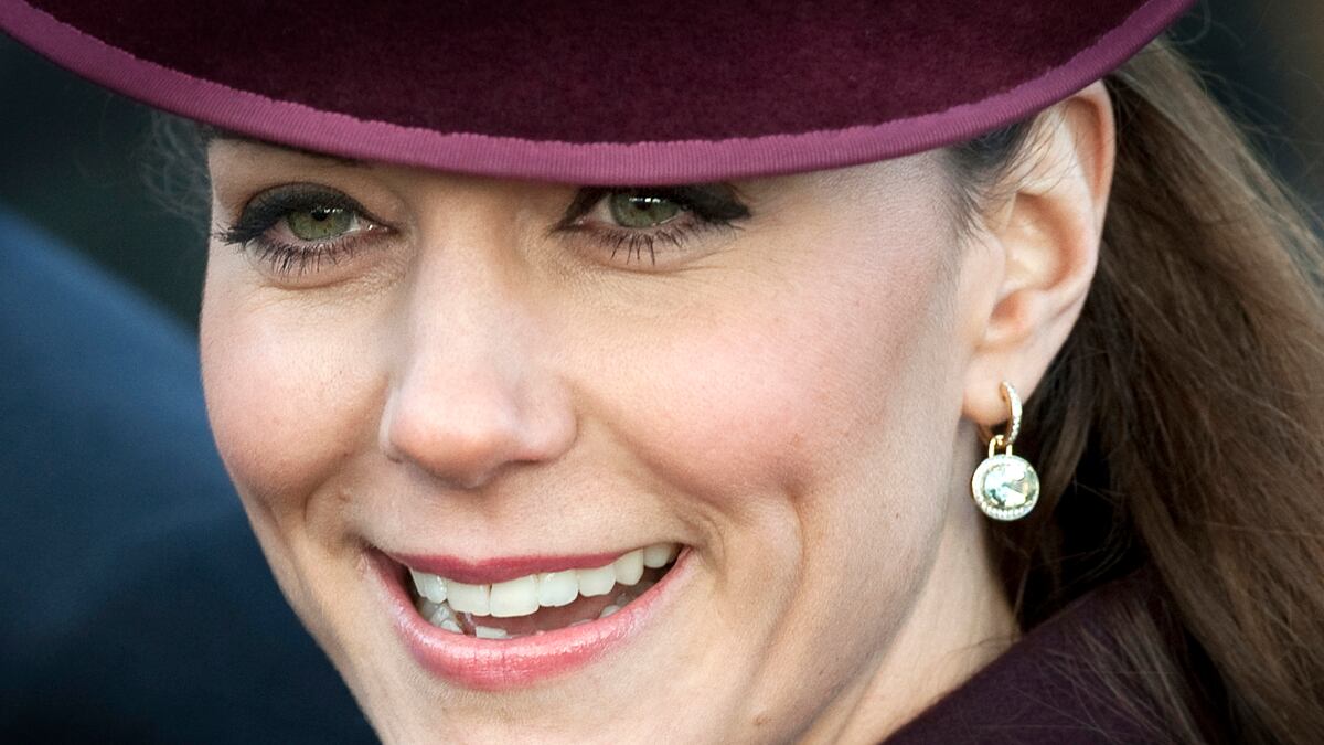 articles/2012/01/09/princess-catherine-nee-kate-middleton-turns-30-with-grace/kate-at-30-sykes_mz8vv9