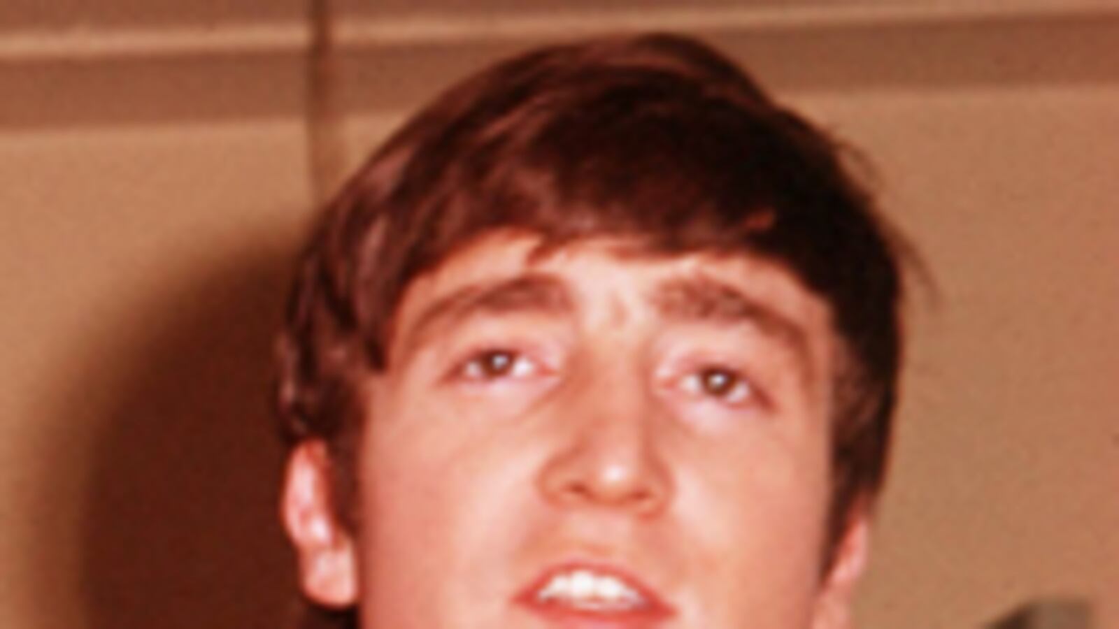 articles/2010/10/07/11-on-screen-portrayals-of-the-beatles/video-john-lennon_132079_fvjkwi