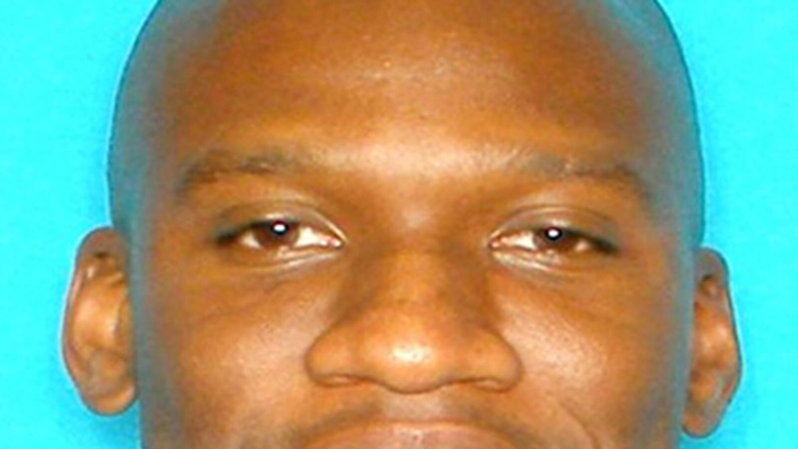 cheats/2013/09/17/aaron-alexis-bought-shotgun-sunday/130916-alexis-security-cheat_zffmnq