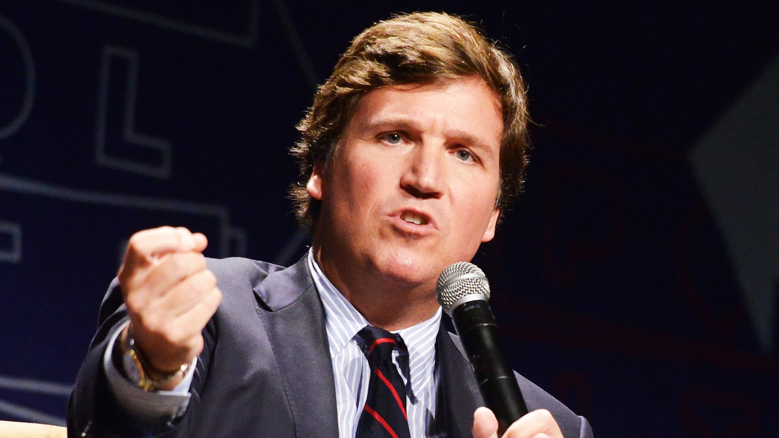 181218-tani-carlson-tease_gcyes1