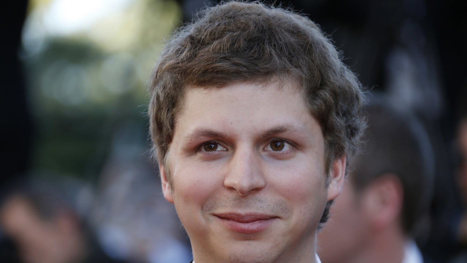articles/2014/08/13/michael-cera-s-true-that-review-so-melancholy-so-cool-so-damn-long/140813-michael-cera-tease_xosyau