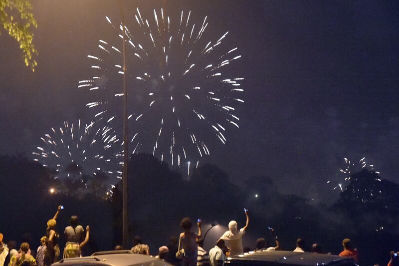 galleries/2014/12/31/new-year-s-celebrations-around-the-world-photos/150101-nye-celebrations1_pwezh5