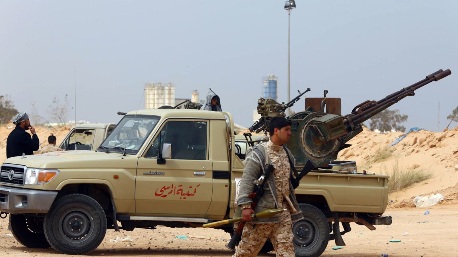 cheats/2016/02/19/u-s-hits-isis-camp-in-libya-kills-over-30/160219-libya-isis-cheat_bbp4kk