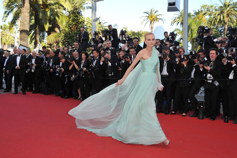 galleries/2012/05/16/tilda-swinton-diane-kruger-alec-baldwin-cannes-film-festival-2012-opening-night-photos/cannes-arrival-diane-kruger_blcbhw