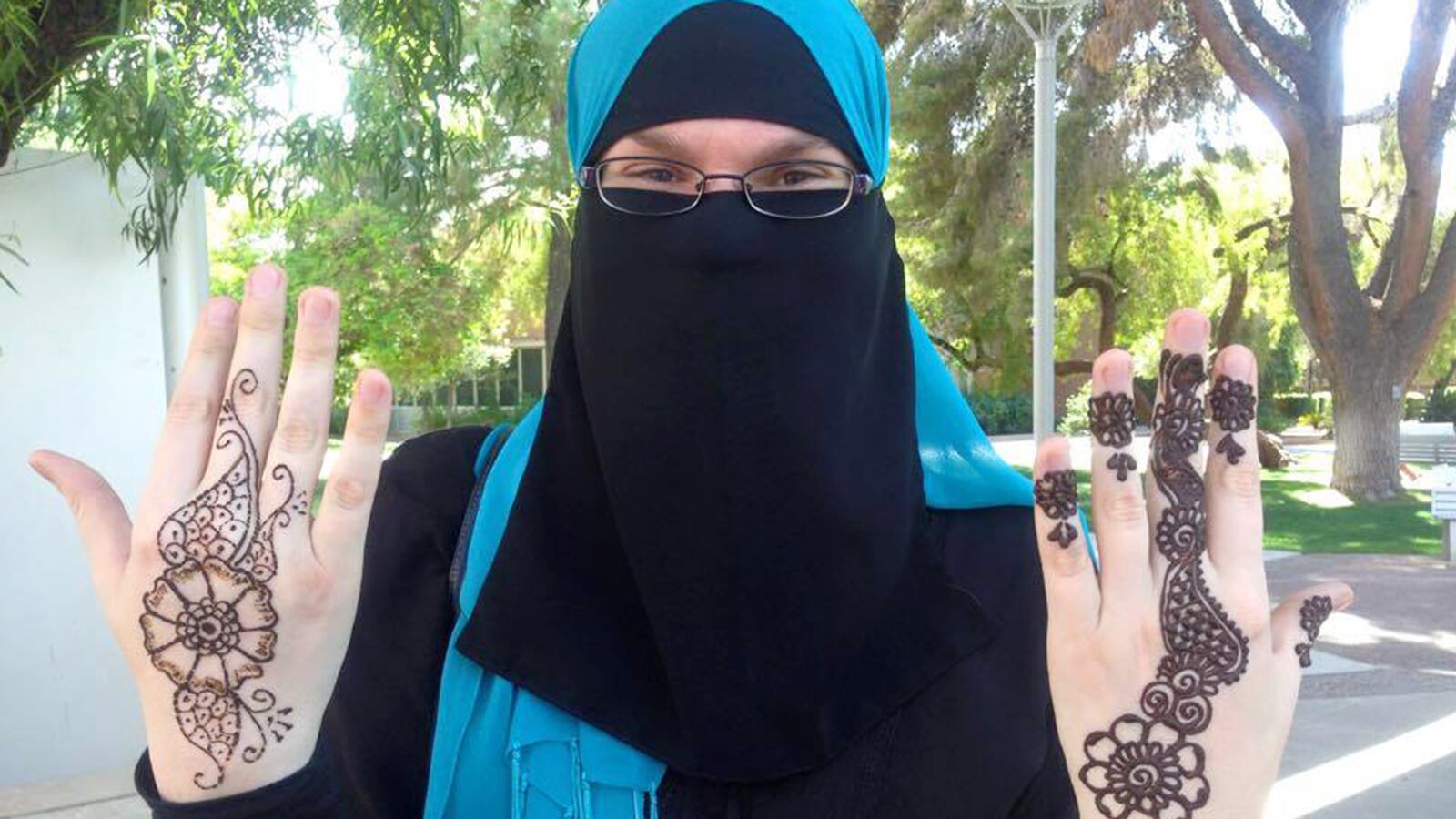 articles/2015/09/04/banned-from-her-mosque-for-being-trans/150903-zavadski-mosque-tease_dqsyvx