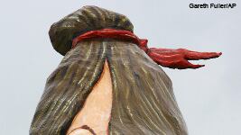 cheats/2008/11/01/palin-to-be-burned-in-effigy/palin-bonfire-397_v1ham2