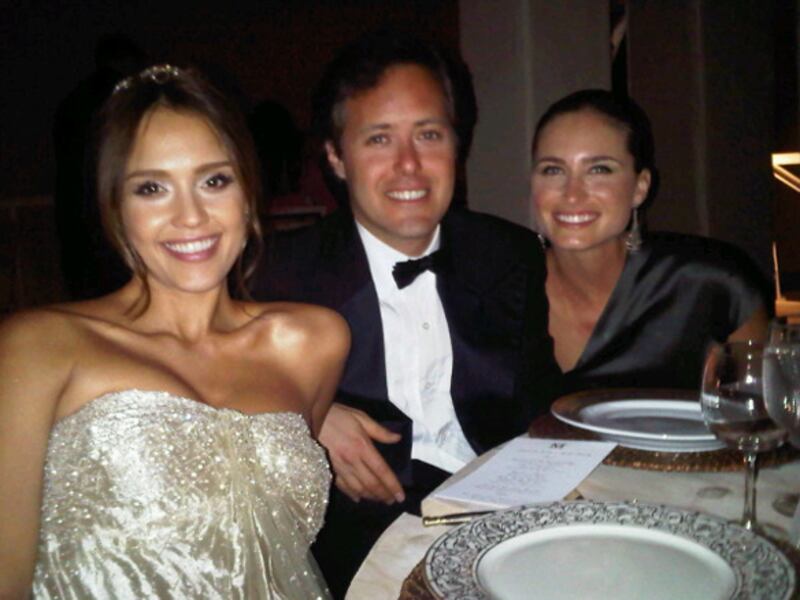 galleries/2011/05/04/celebrity-twit-pics-5-8/twitpi58---warren_jtmn0t