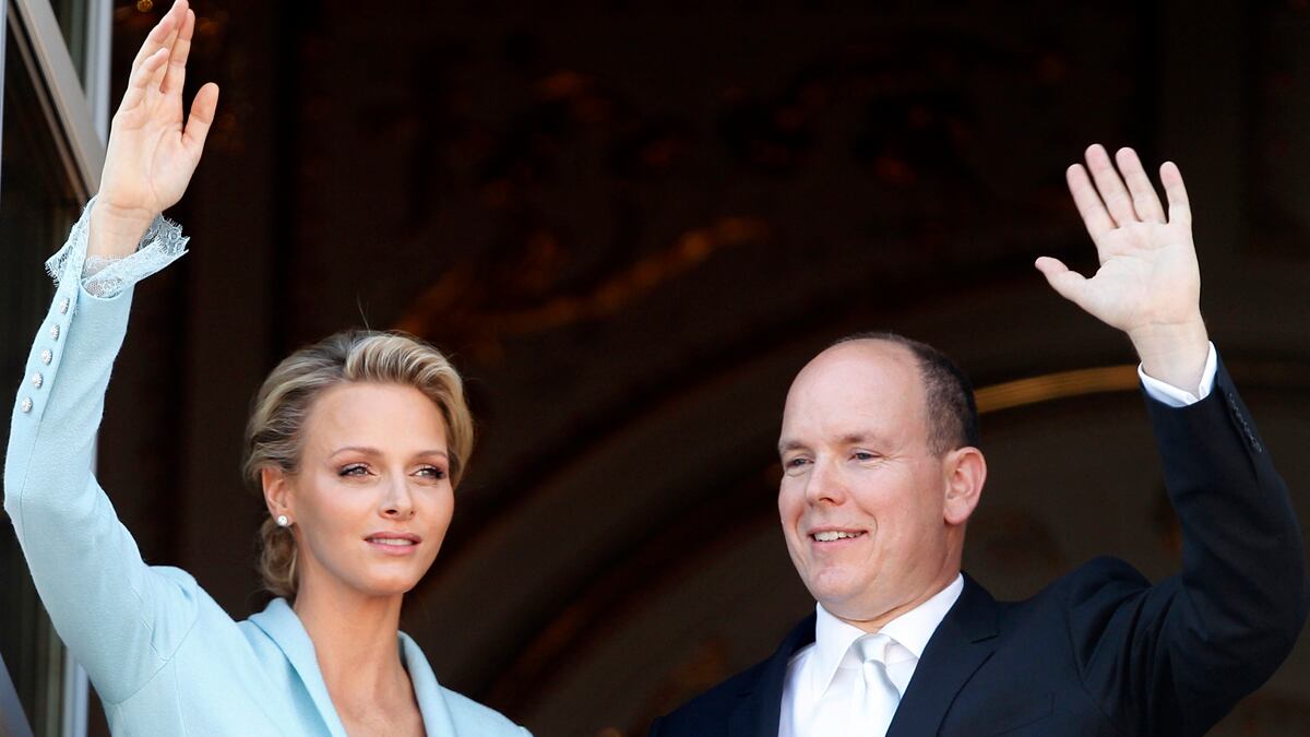 cheats/2011/07/01/monaco-s-price-albert-marries/wedding-monaco-prince-albert-charlene-wittstock-cheat_y15hgp