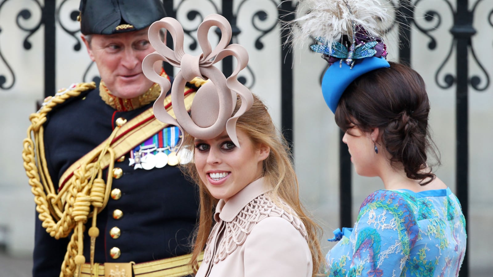 articles/2013/01/15/beatrice-and-eugenie-sorry-charles-the-young-princesses-are-back/things-we-are-thankful-for-princess-beatrice_u2gsqs