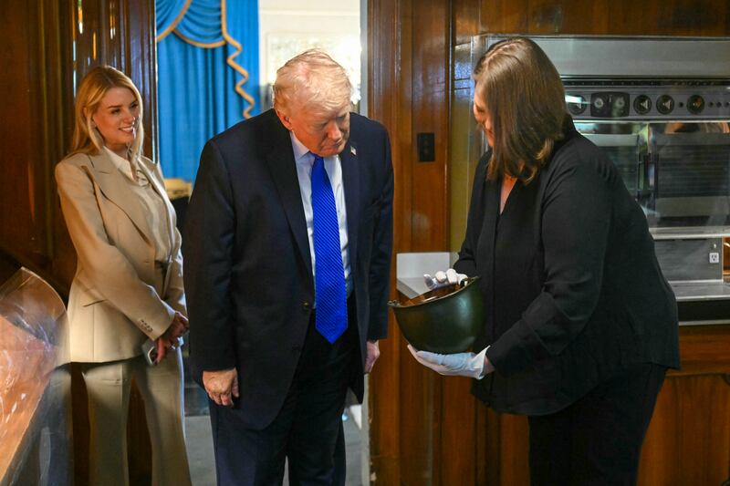 Trump and Bondi at Graceland