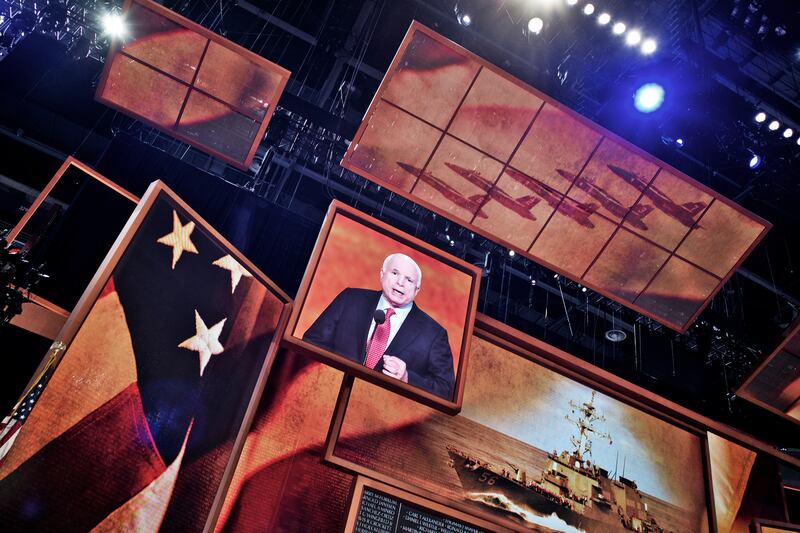 galleries/2012/08/30/charles-ommanney-s-photos-of-the-2012-republican-national-convention/republican-national-convention-day-three-ommanney-3_onbab5