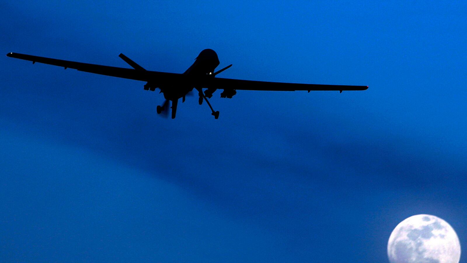 cheats/2013/01/03/drone-kills-top-pakistani-militant/drone-strike-pakistani-militant-cheat_leo0y9