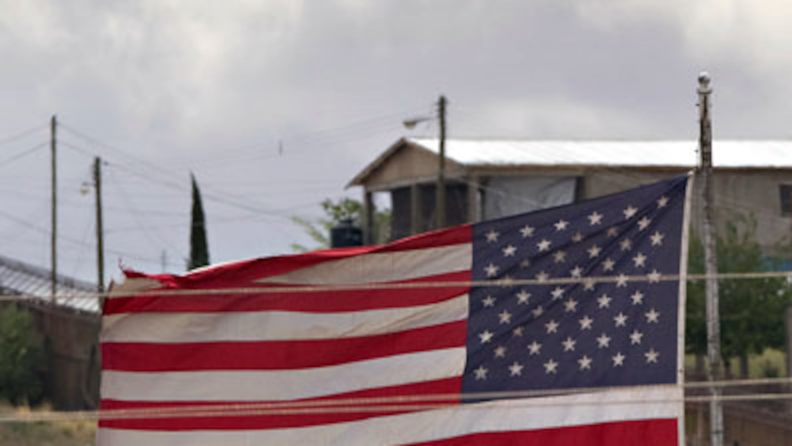 cheats/2010/08/27/troops-to-deploy-at-az-border-monday/border-troops_nyzc7k