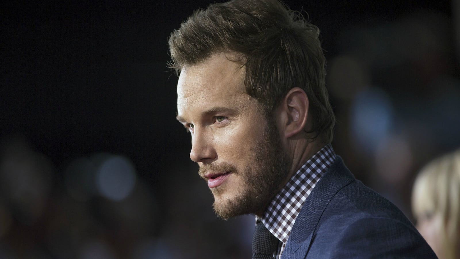 cheats/2015/06/14/jurassic-world-claws-in-204-6-million/150614-jurassic-cheat_pnjn84