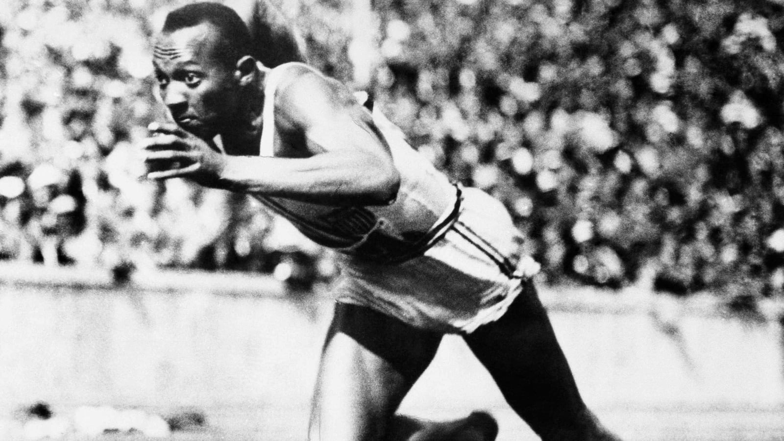 cheats/2013/12/02/jesse-owens-s-medal-for-sale/131202-jesse-owens-medal-cheat_eajyya
