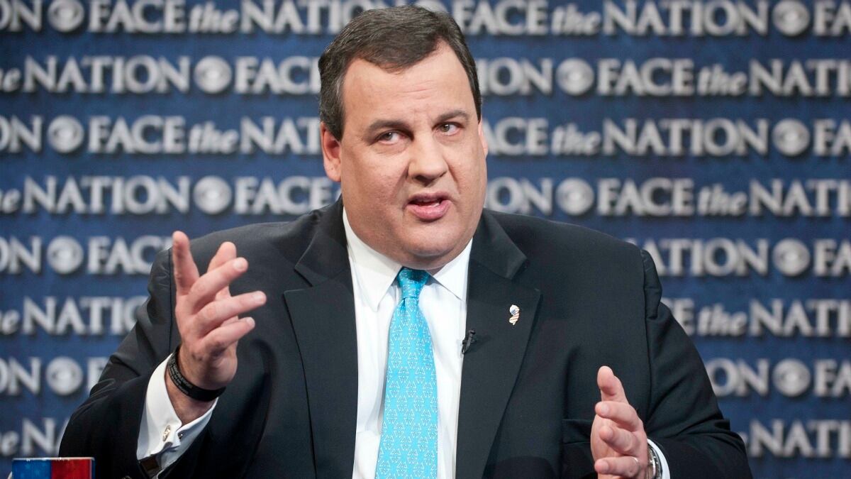 cheats/2012/04/30/chris-christie-to-stump-for-scott-walker/christie-walker-cheat_pyluhl