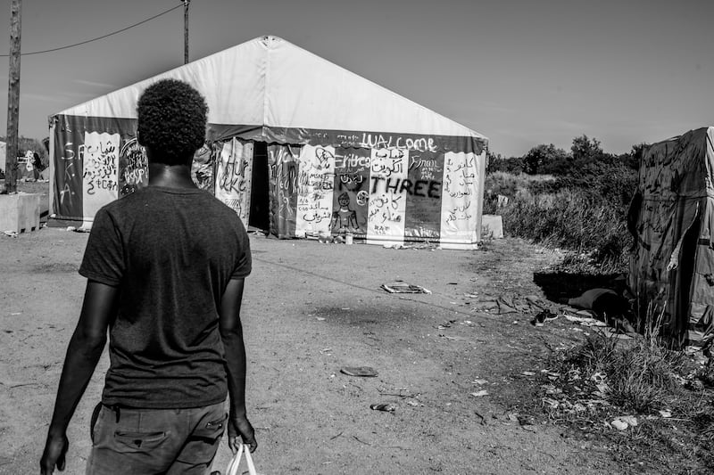 galleries/2015/08/28/inside-calais-photos/150828-beals-calais11_g7cy66