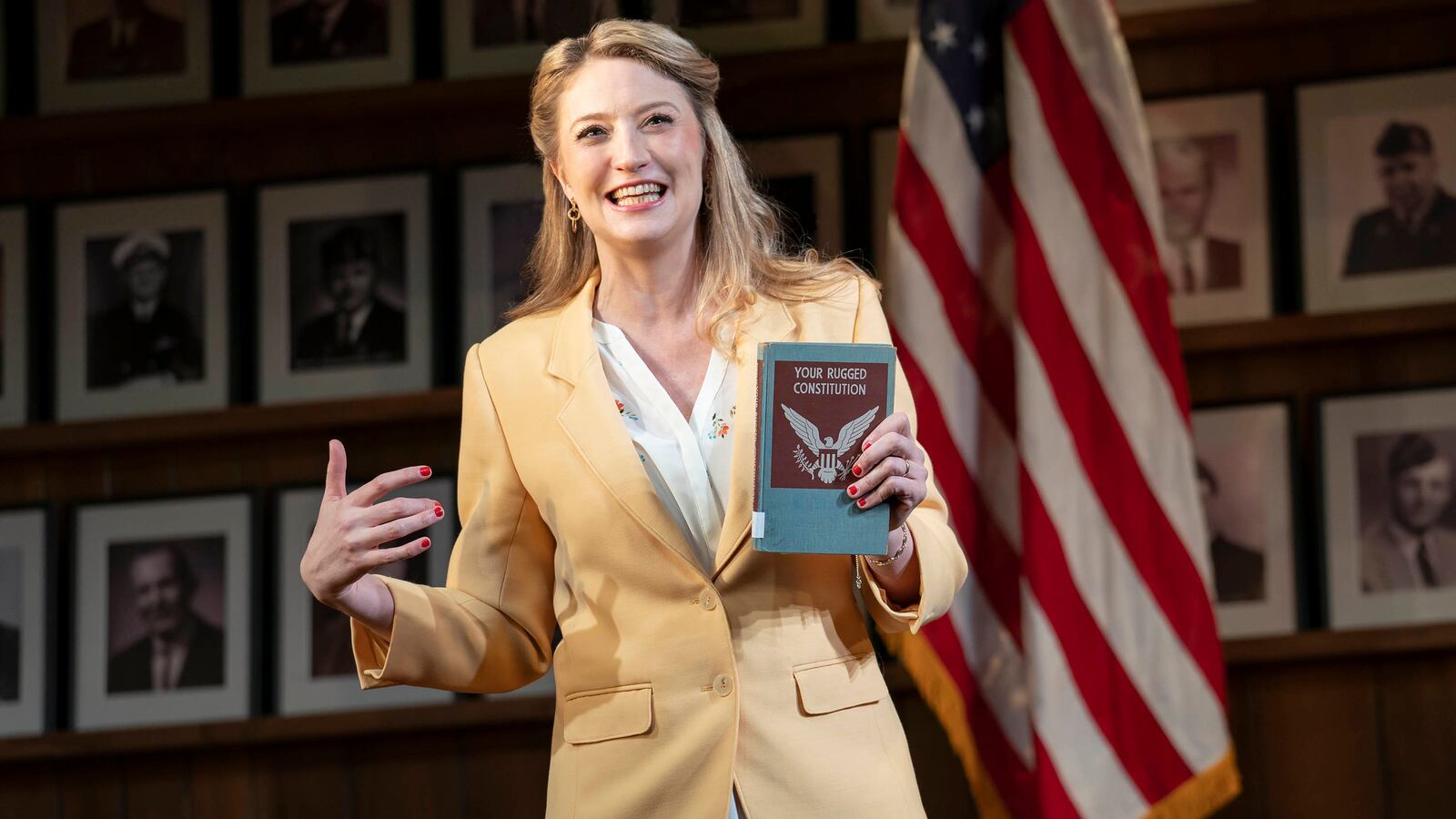 201013-fallon-Heidi-Schreck-tease_lodzhf