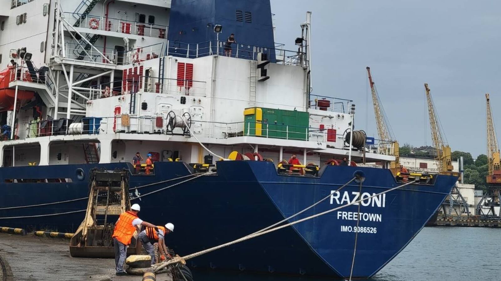 FZDi-eRX0AEk806_qfam64