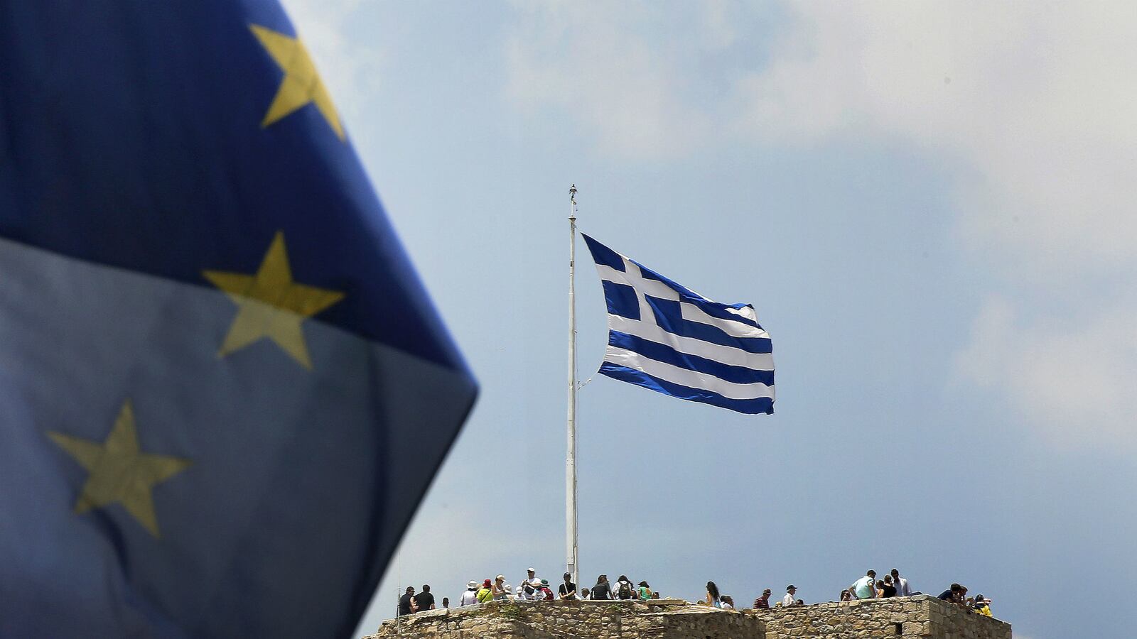 cheats/2015/06/29/greece-to-default-tonight/150629-greece-flag-cheat_cvtpxy