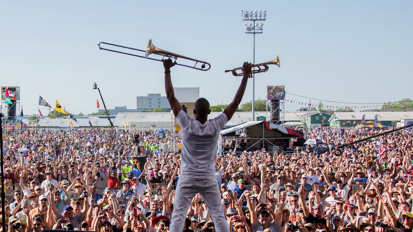 articles/2015/05/01/how-the-rich-stole-jazz-music/150430-hertsgaard-NOjazz-tease_tmixhg