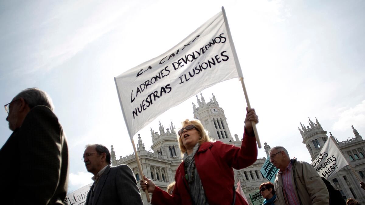 cheats/2012/07/11/spain-unleashes-new-austerity-measures/spain-bailout-crisis-explainer_w1jjot