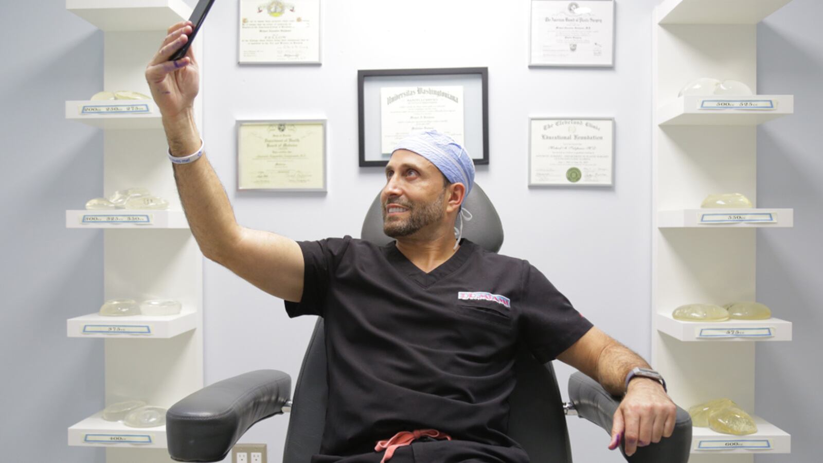 210211-hitt-dr-miami-tease_kiqkyj