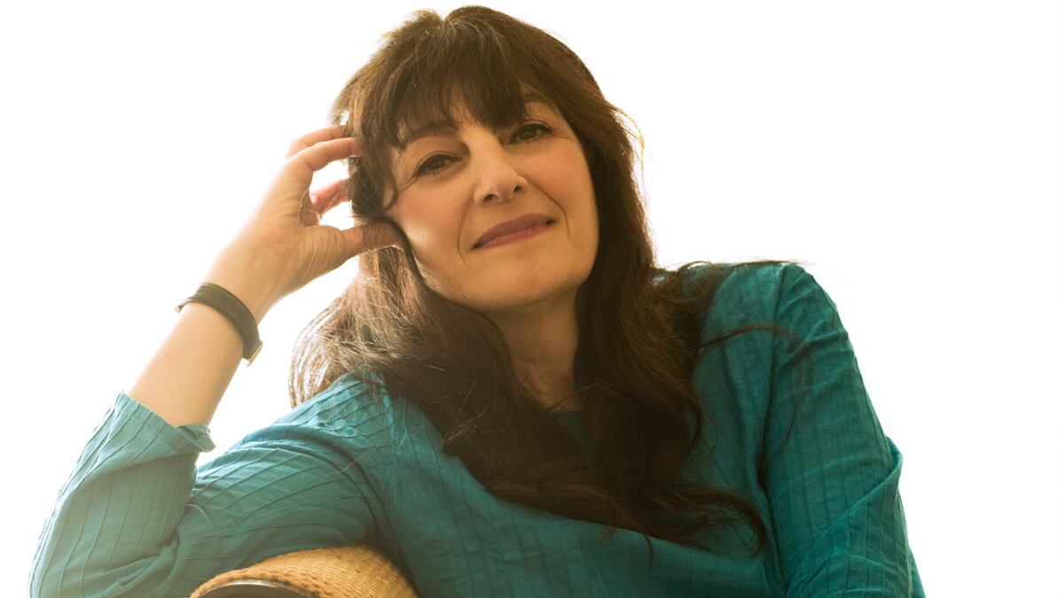 articles/2011/08/11/ruth-reichl-picks-her-favorite-american-food-books/ruth-reichl-favorite-food-books_npaejn