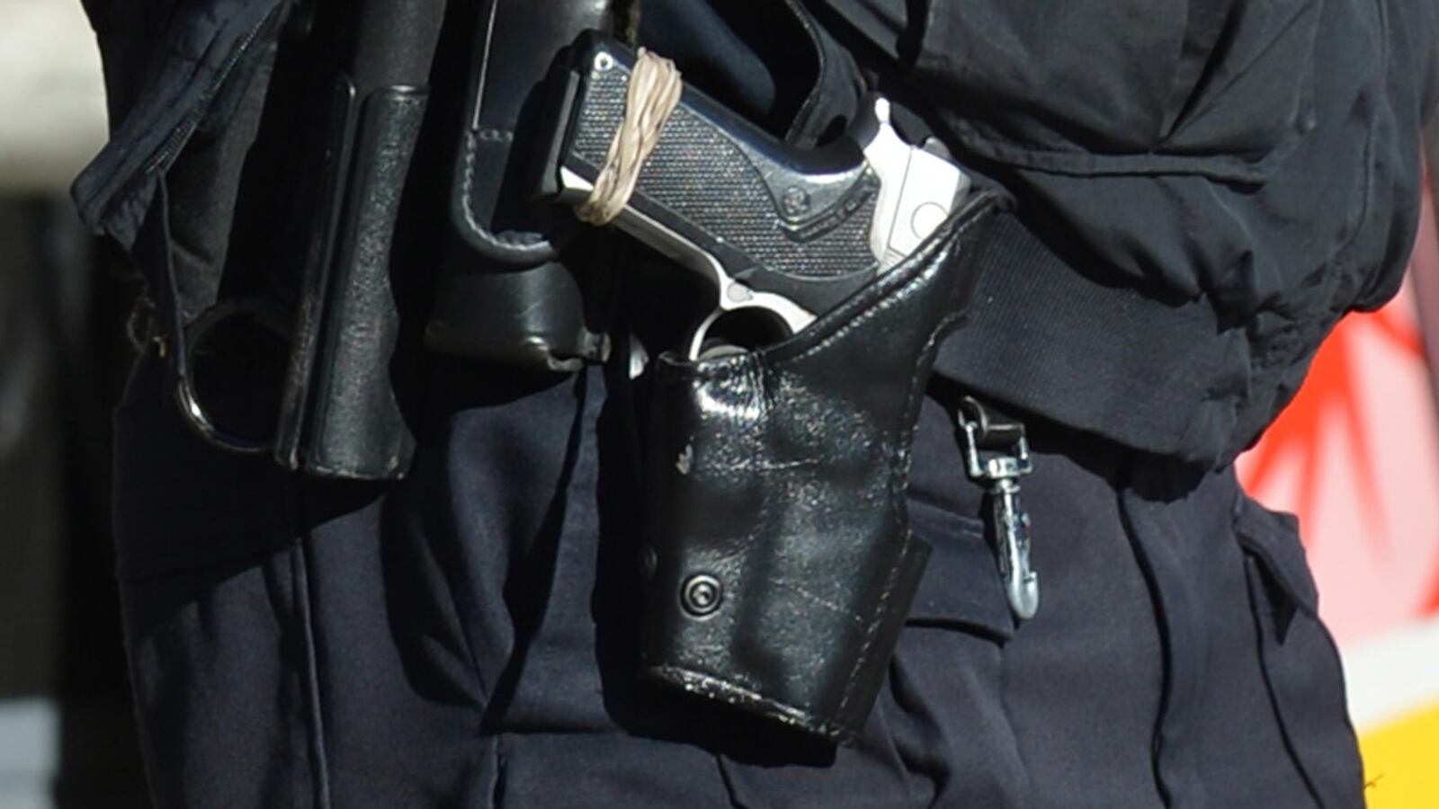 cheats/2014/05/11/cop-fired-for-shooting-93-year-old/140511-texas-shooting-cheat_m8xn6l