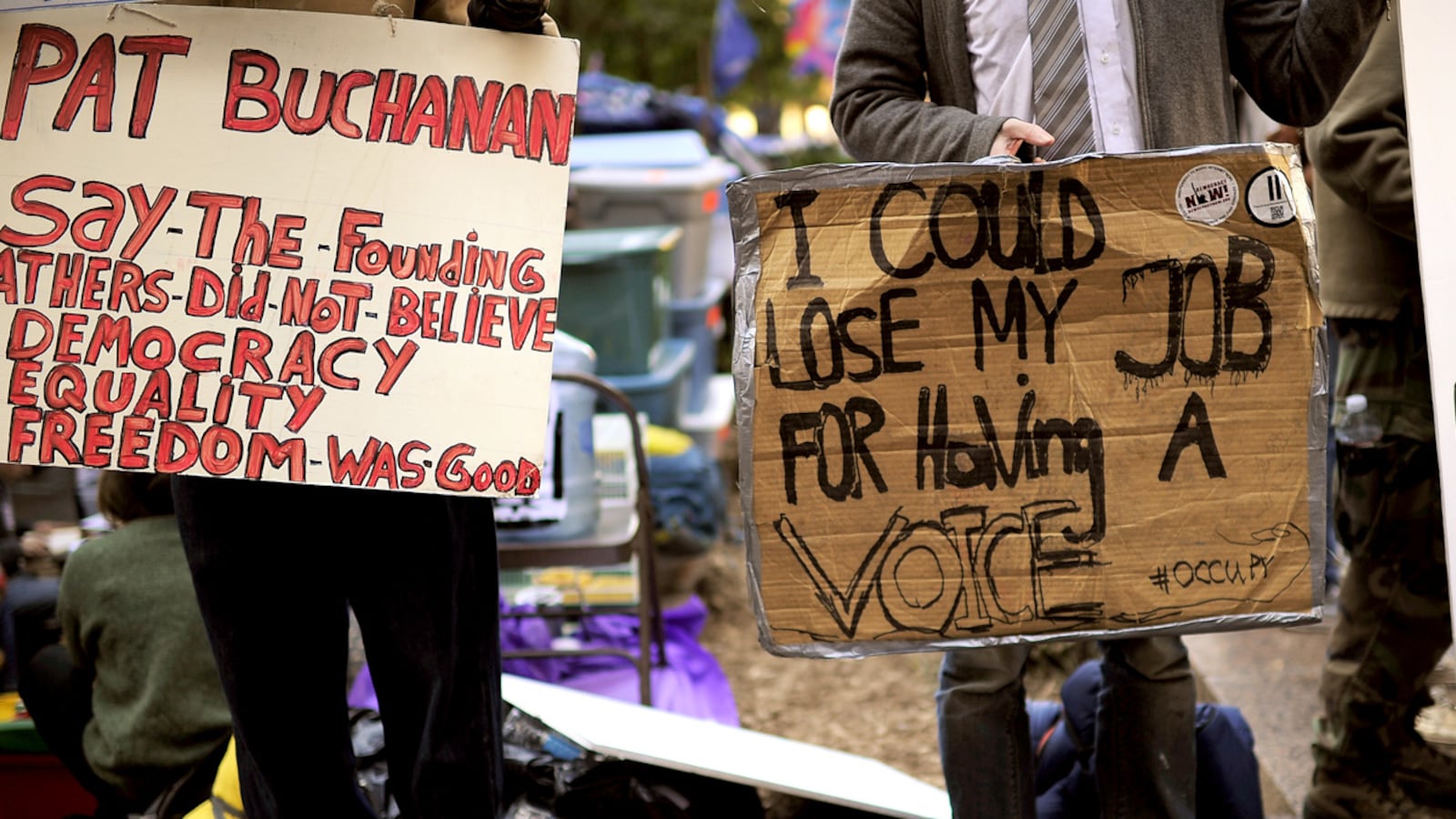 cheats/2011/11/06/how-occupy-wall-street-can-stay-alive/occupy-wall-street-signs-gopnik-tease_oungzu