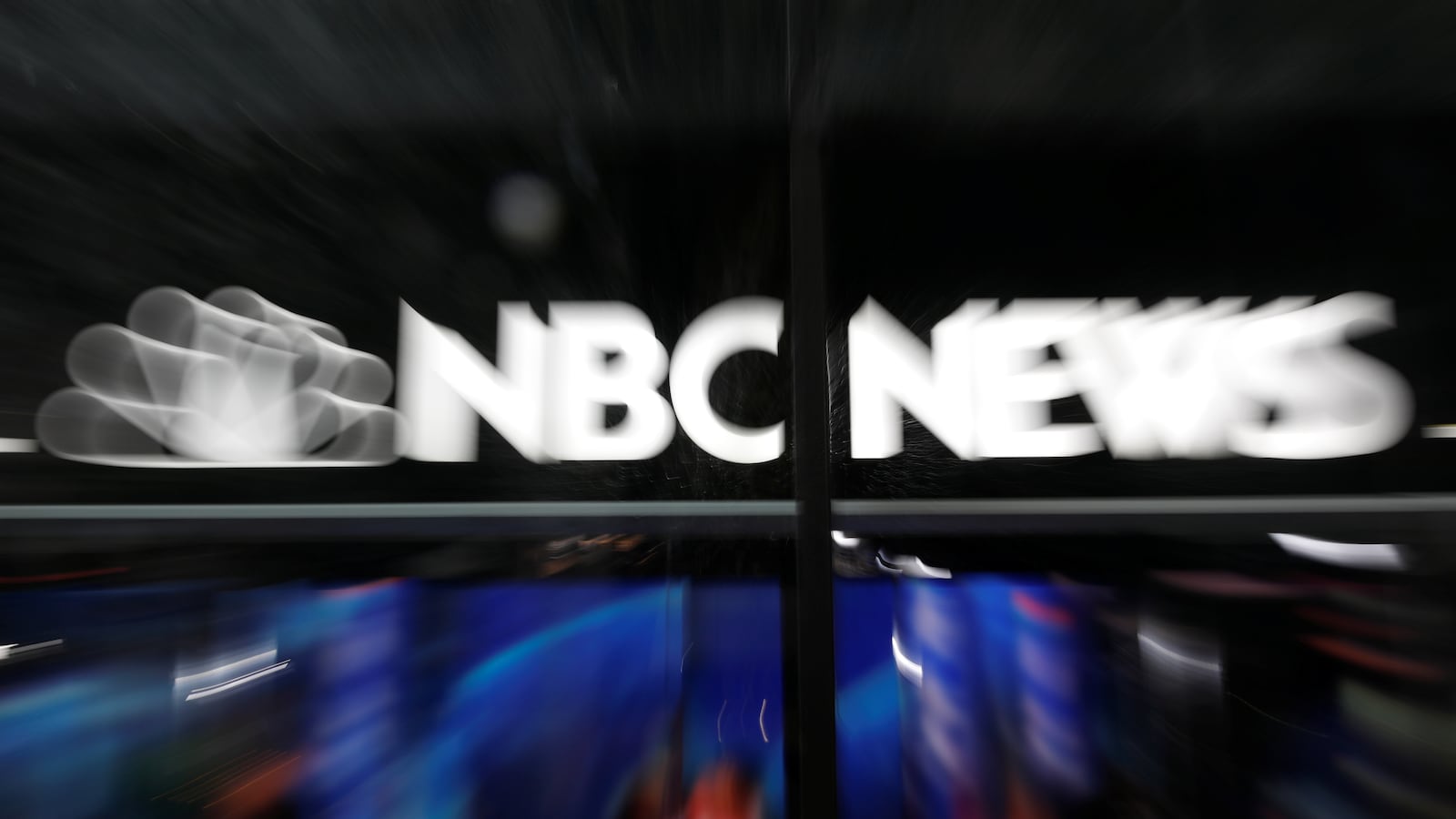 2019-10-09T173201Z_811738425_RC17262E5F20_RTRMADP_3_PEOPLE-MATTLAUER_mhspf1