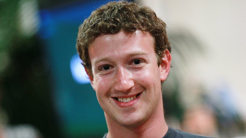 galleries/2010/09/24/celebs-who-fence/celewho-fence---zuckerberg_inldr1