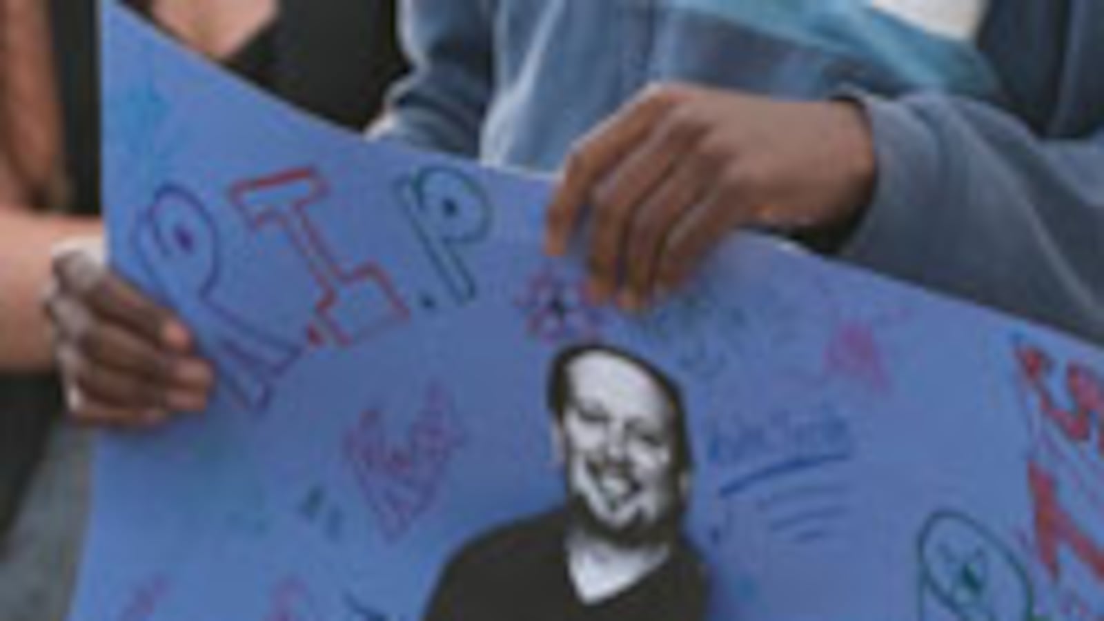 articles/2010/05/05/why-was-the-principal-killed/sarlin-dc-principal-murder_98478_pr1axn