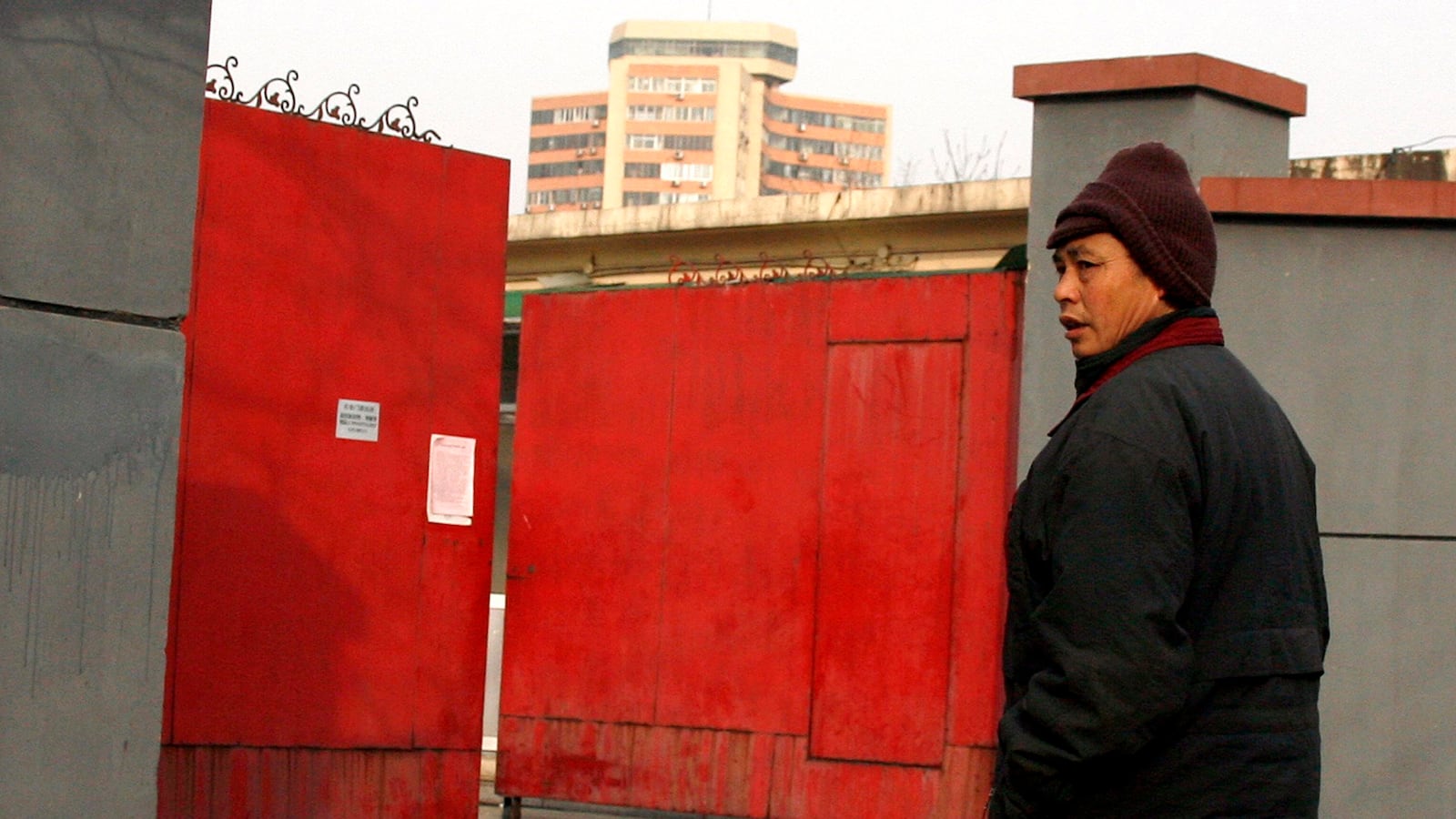 cheats/2013/01/07/china-to-end-labor-camp-sentences/china-to-end-labor-camp-cheat_kgmexc