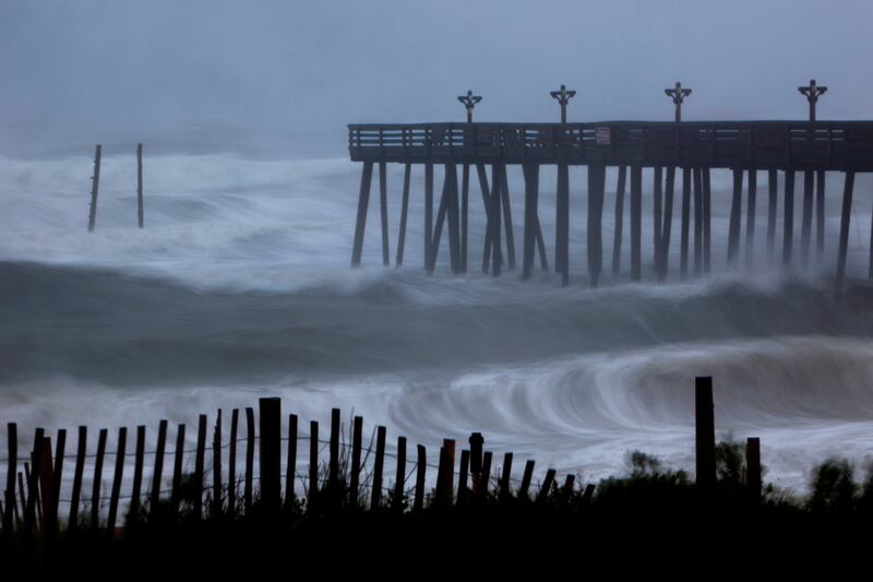 galleries/2011/08/26/hurricane-irene-photos/hurricane-irene-kitty-hawk-nc-photos_x5t27a