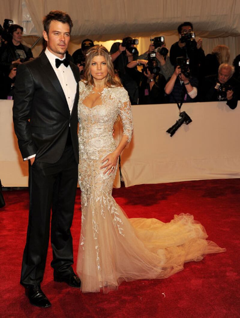 galleries/2011/05/02/met-costume-gala/met-costume-gala---fergie_hm1ycn