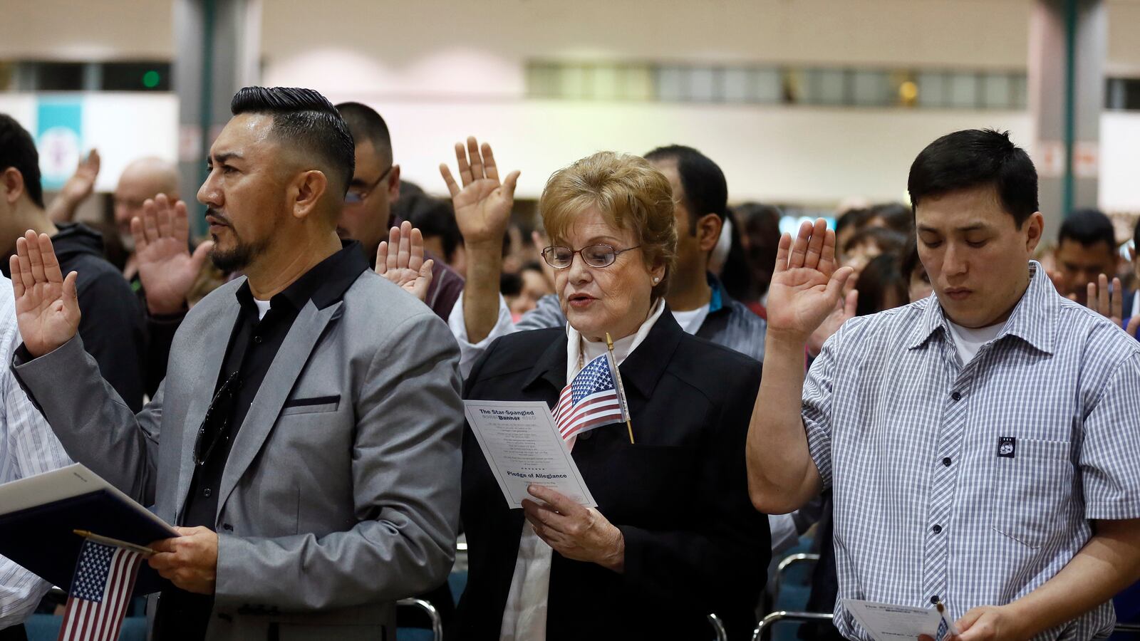 cheats/2014/01/30/gop-legalize-illegal-immigrants/140130-immigration-gop-cheat_iweyna