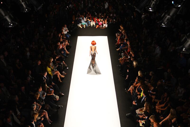 articles/2013/09/06/new-york-fashion-week-photo-of-the-day-from-the-project-runway-show/130906-fashion-week-photo-of-the-day_okujoa