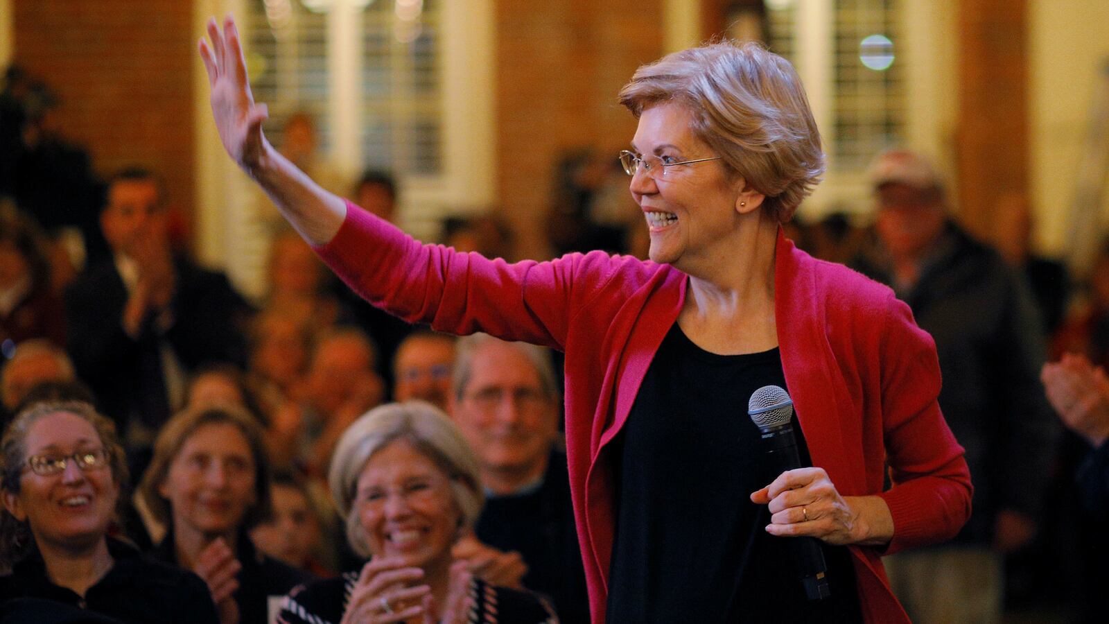 warren_officially_announces_hhp8lt