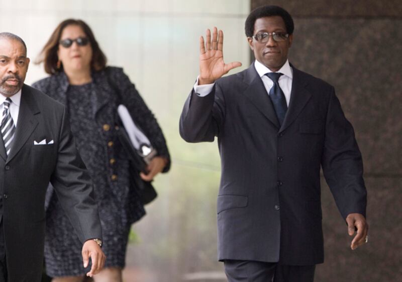 galleries/2009/08/03/famous-tax-evaders/tax-evaders---snipes_nfquai