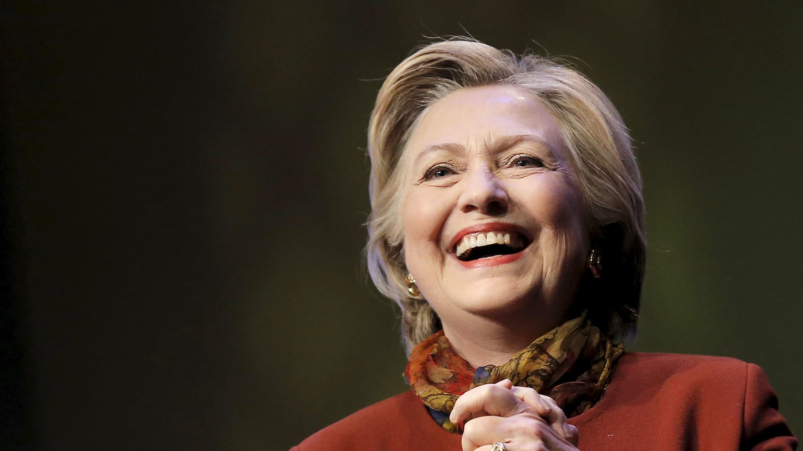 articles/2016/06/07/hillary-clinton-quietly-shatters-the-glass-ceiling/160607-clift-hillary-clinton-tease_ajmbvn