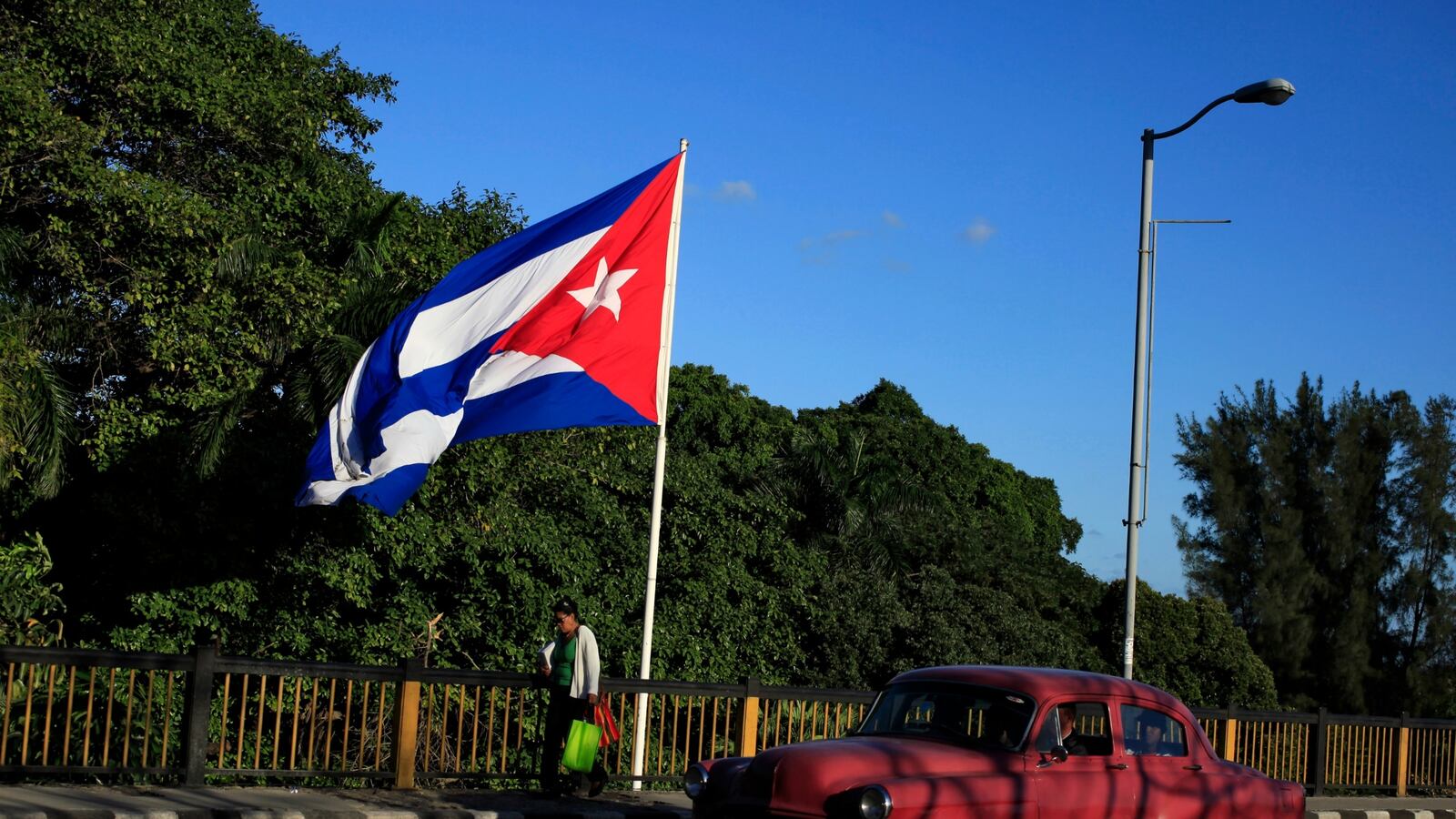 cheats/2016/03/15/obama-easing-cuba-travel-restrictions/160315-cheat-cuba_qdbnjo