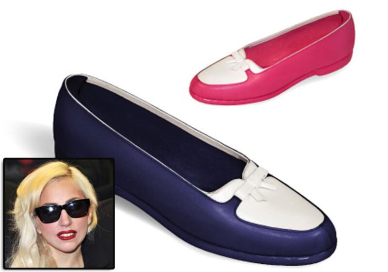 galleries/2009/12/21/jenna-lyons-gift-guide/j-crew-gift-guide---lady-gaga_swpvoa