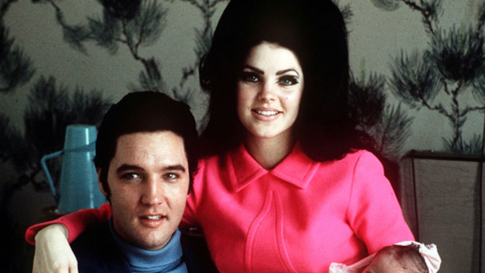 galleries/2010/01/07/the-women-who-loved-elvis/elvis-ladies---priscilla-presley_lepo6o