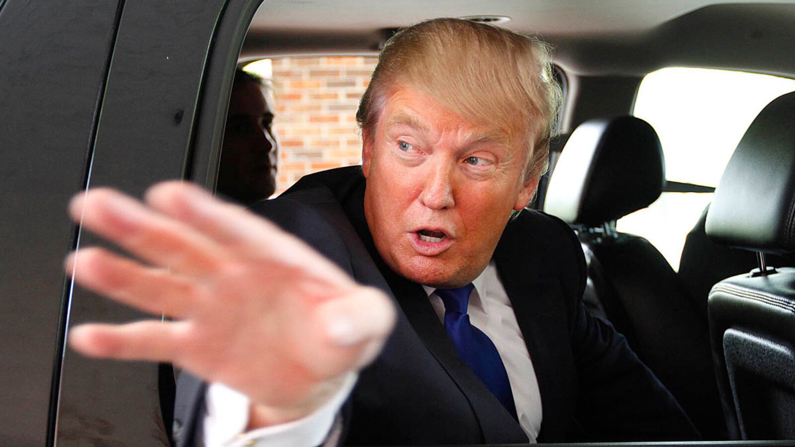 cheats/2017/02/04/trump-didn-t-fully-separate-from-business/161012-trump-refunds-cheat_mllwmu