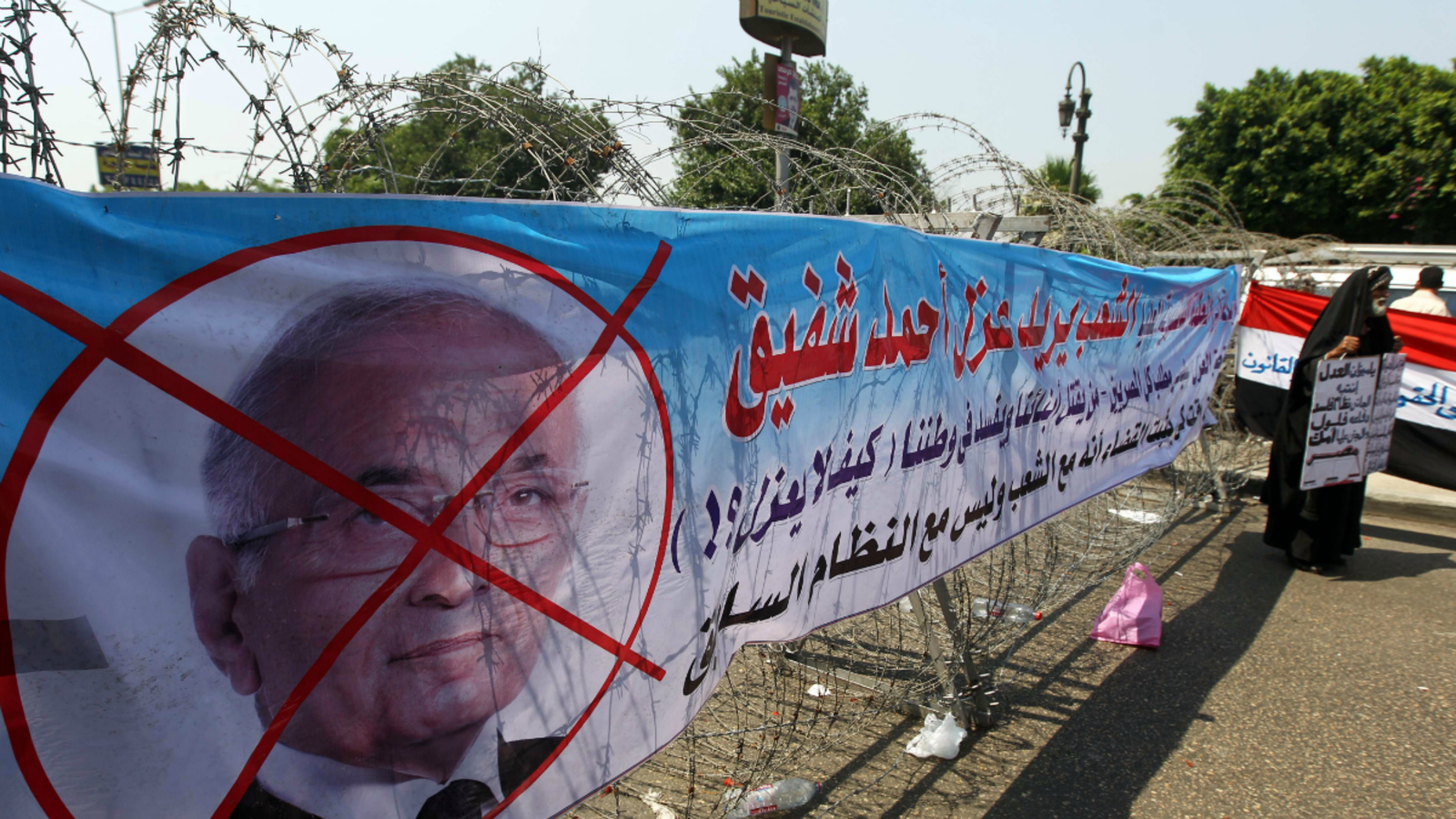 cheats/2012/06/14/ex-premier-can-run-for-president/egypt-ahmed-shaliq-election_g2x8i4